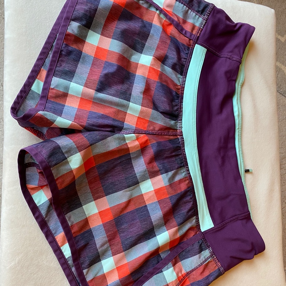 Lululemon Speed Up Short 4" - Picture 2 of 3